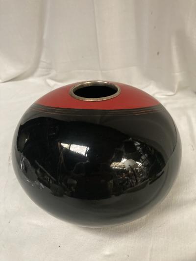 1980s Lacquered metal vase signed Jean Jacques Beaum 
