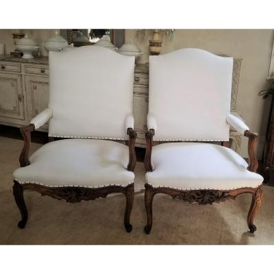 19TH C WALNUT LOUIS XV ARMCHAIRS PAIR
