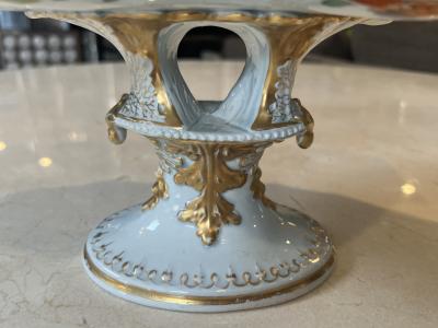 19TH CENTURY BRITISH PORCELAIN FLORAL DECORATED TAZZA