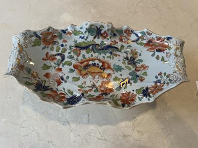 19TH CENTURY BRITISH PORCELAIN FLORAL DECORATED TAZZA