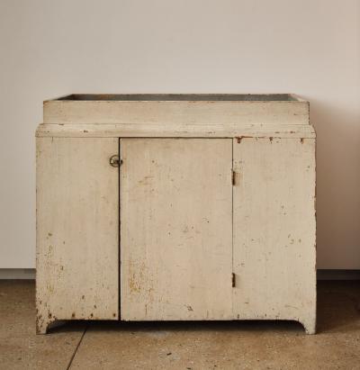 19TH CENTURY PAINTED DRY SINK