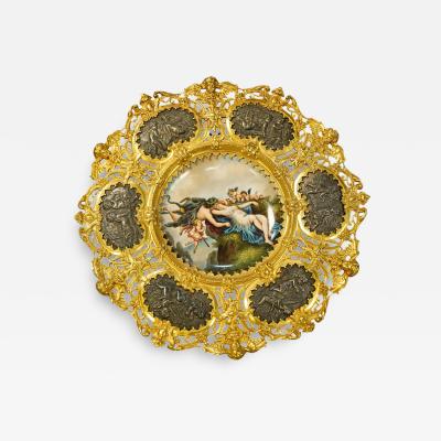 19TH CENTURY PORCELAIN PLATE IN A GILT BRONZE FRAME