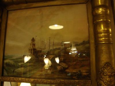 19th 20th Century Federal Style Crest Mirror