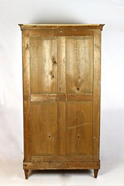 19th Century Biedermeier Display Cabinet Vitrine Nutwood Austria circa 1840