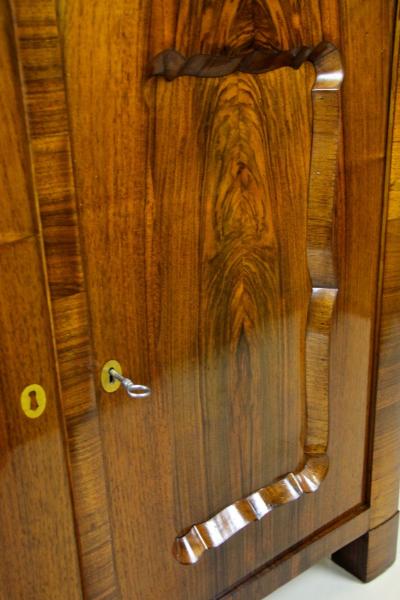 19th Century Biedermeier Nutwood Commode Trumeau Austria circa 1845