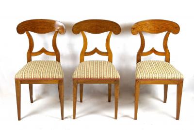 19th Century Biedermeier Shovel Dining Chairs Nutwood Set Of 6 AT ca 1830