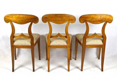19th Century Biedermeier Shovel Dining Chairs Nutwood Set Of 6 AT ca 1830