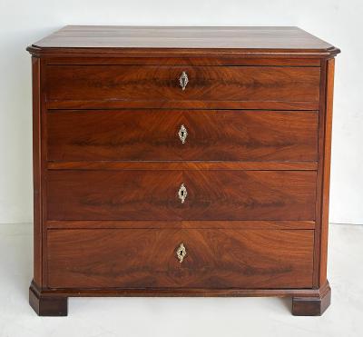 19th Century Biedermeier Style Mahogany Chest of Drawers Matched Flame Grain