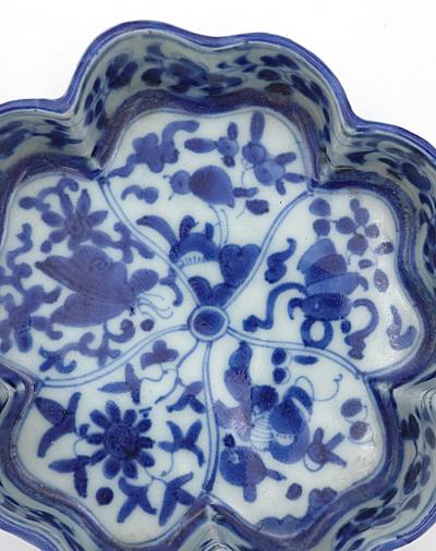 19th Century Blue and White Lobed Dish Japan