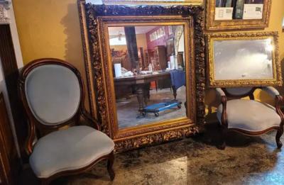 19th Century English Baroque Gilt Floral Wall Mirror