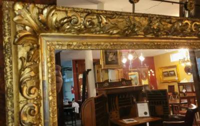 19th Century English Baroque Gilt Floral Wall Mirror