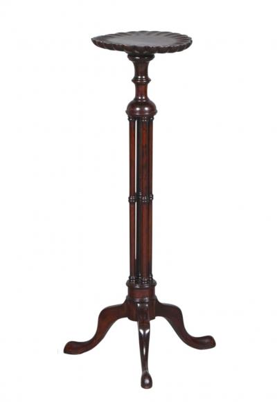 19th Century English Chippendale Style Pair Tripod Foot Candle Stand Pedestal