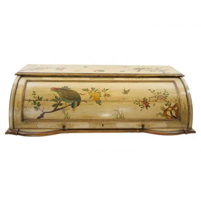 19th Century English George III Chinoiserie Bureau
