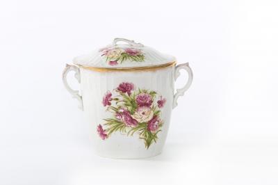19th Century English Porcelain Lidded Pot