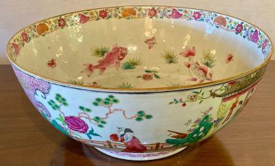 19th Century Famille Rose Chinese Export Punch Koi Decorated
