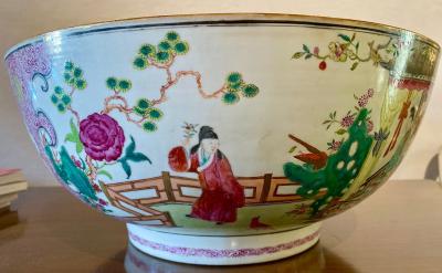 19th Century Famille Rose Chinese Export Punch Koi Decorated