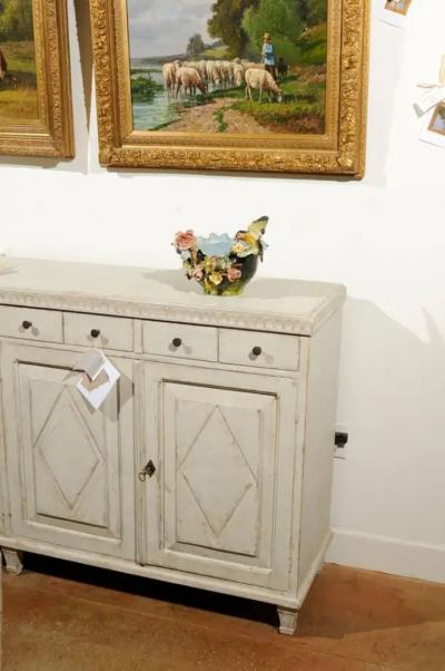 19th Century French Barbotine Covered Bowl with Bird and Bird Nest D cor