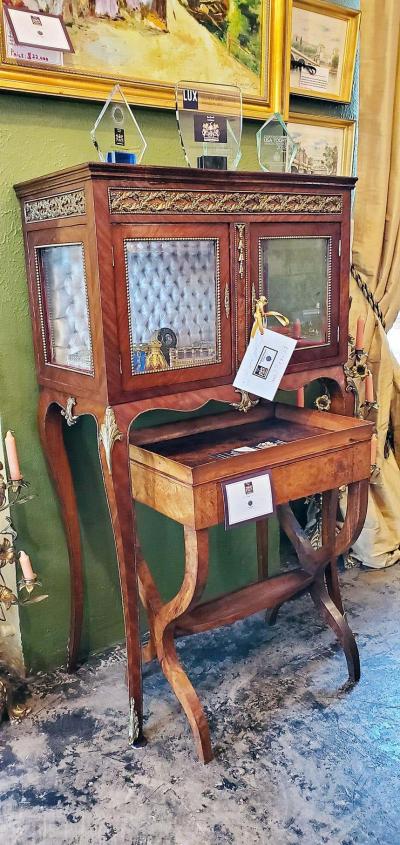 19th Century French Boudoir Vitrine
