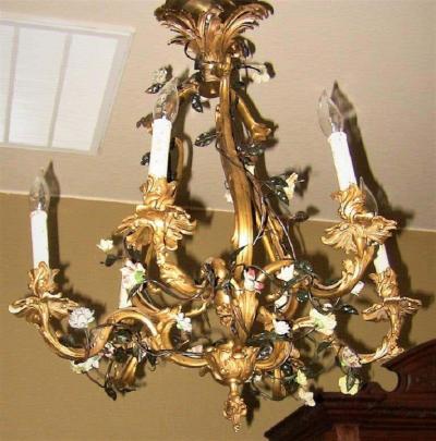 19th Century French Gilt Bronze Chandelier with Porcelain Flowers