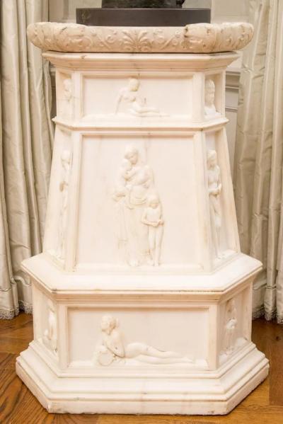 19th Century Italian Carrara Marble Pedestal Neoclassical Carvings Figural