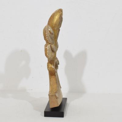 19th Century Italian Hand Carved Giltwood Gothic Style Ornament Fragment