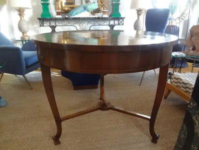 19th Century Italian Walnut Center Table Or Game Table