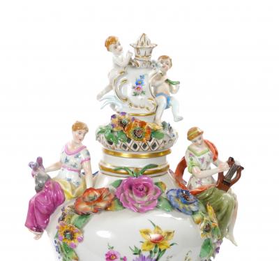 19th Century Meissen Rococo Style Flower Encrusted Covered Urns from Germany