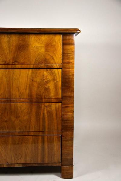 19th Century Nutwood Biedermeier Chest of Drawers Commode Austria ca 1840
