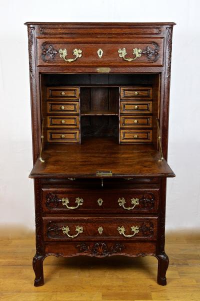 19th Century Oakwood Secretary Cabinet Baroque Revival Austria ca 1870