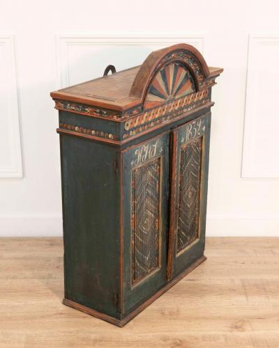 19th Century Painted Sk ne Wall Cabinet with Reeded Doors Sweden