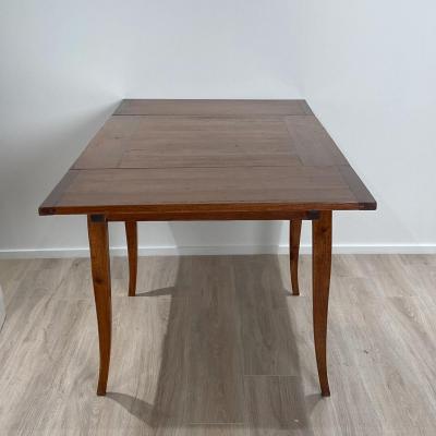 19th Century Pine Draw Leaf Farm Table Italy