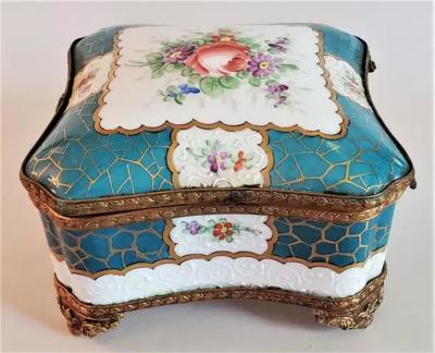 19th Century Samson Paris Porcelain Trinket Box