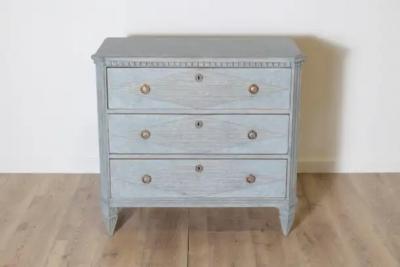 19th Century Swedish Chest of Drawers