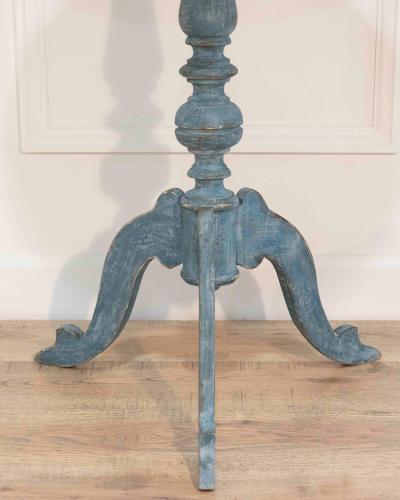 19th Century Swedish Tripod Oval Table in Original Painted Finish