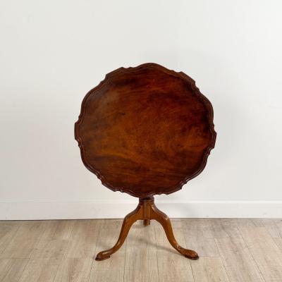 19th Century Tilt Top Table England circa 1810
