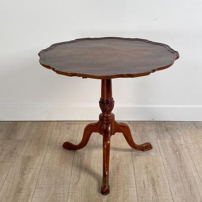 19th Century Tilt Top Table England circa 1810