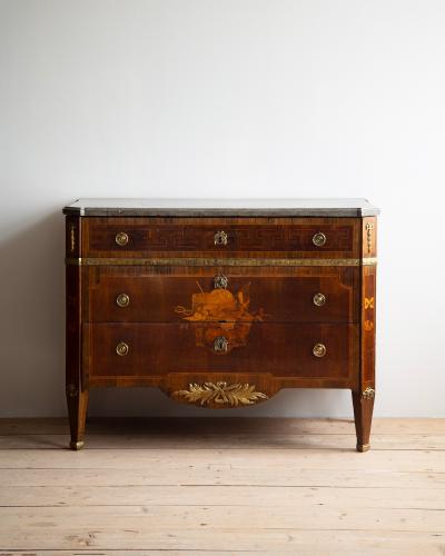 19th c Gustavian Chest of Drawers