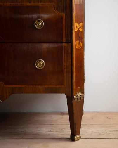19th c Gustavian Chest of Drawers