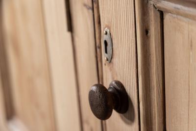 19thC English Pine Dresser Base