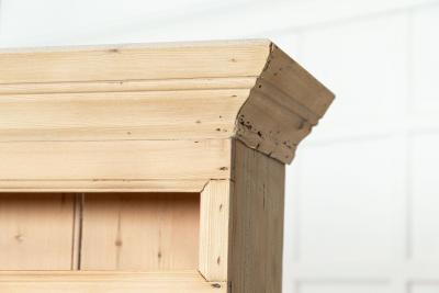 19thC Irish Pine Sled Foot Dresser