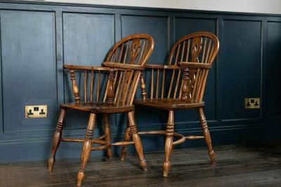 19thC Pair of Windsor Chairs