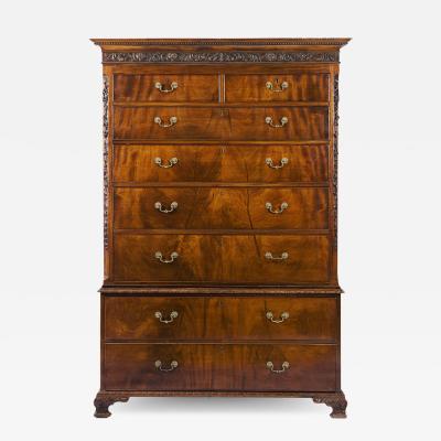 2042 18th Century Georgian Mahogany Chest on Chest