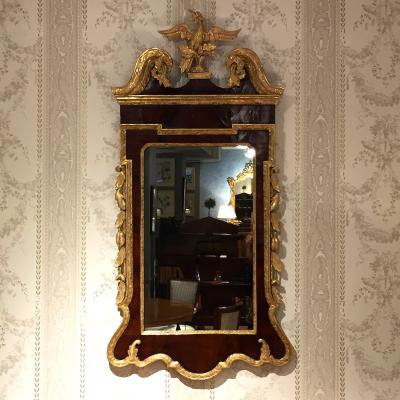 2072 18th Century English Georgian Mahogany and Gilt Mirror