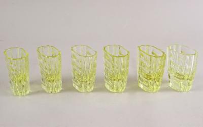 20th Century Art Deco Glass Decanter Set With 6 Shot Glasses CZ ca 1920