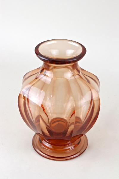 20th Century Art Deco Glass Vase Corall Colored Austria ca 1920