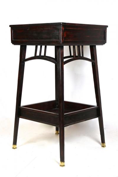 20th Century Art Nouveau Beechwood Pedestal Flower Tub Mahogany ca 1905