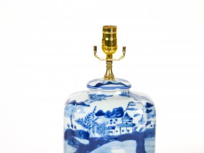 20th Century Blue White Chinoiserie Porcelain Wood Base Pair of Table Lamps