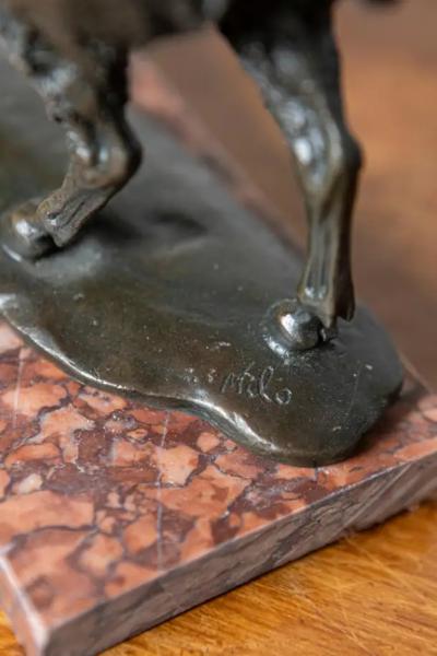 20th Century French Bronze Sculpture of a Bison on a Marble Base