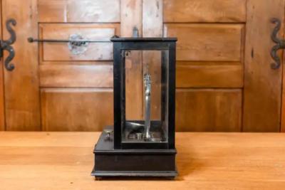 20th Century French Glass Case Scale