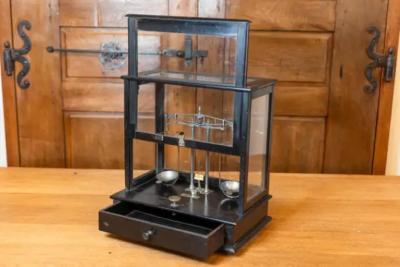 20th Century French Glass Case Scale